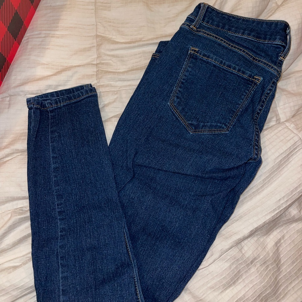 Old Navy Super Skinny Mid Rise Size 4
